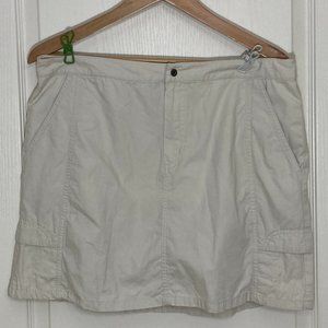 COPY - Columbia | X.C.O. Ivory / Off-White Denim-Like Skort W/ Pockets | 16.